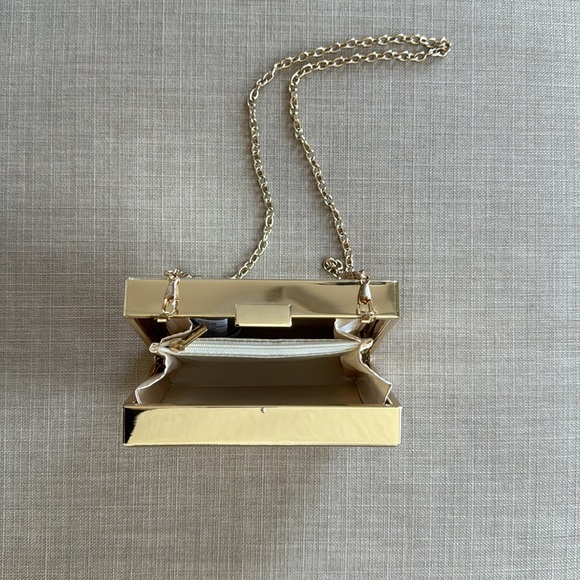 Aldo Gold Clutch - Picture 2 of 8